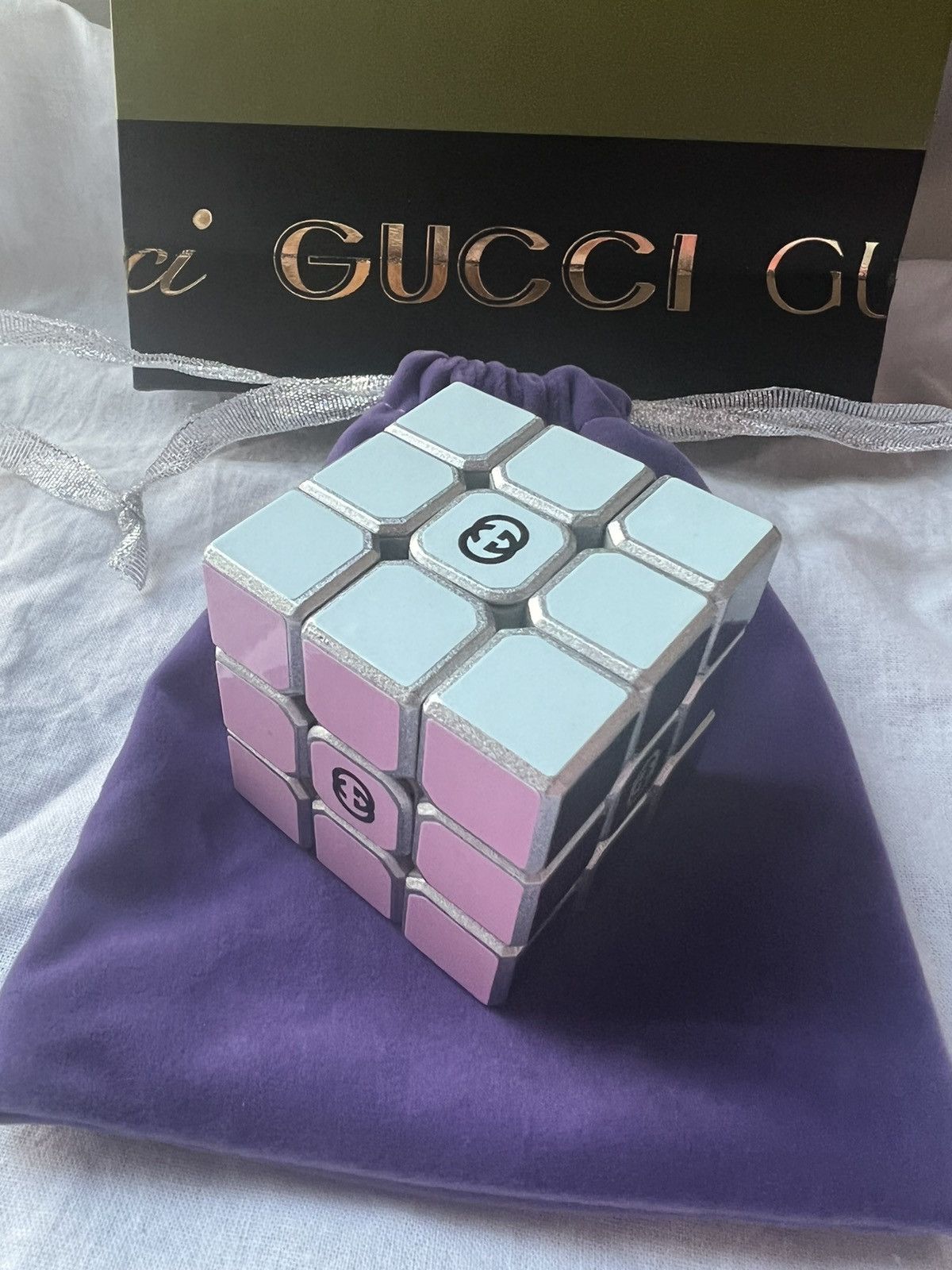 Gucci 🔥 Rare! Luxury Gucci 100th Annivery VIP gift Rubik’s Cube Size ONE SIZE - 6 Thumbnail