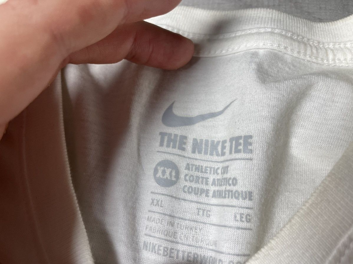 Nike Nike T-shirt vintage swoosh y2k sportswear size XXLARGE Size US XXL / EU 58 / 5 - 4 Thumbnail