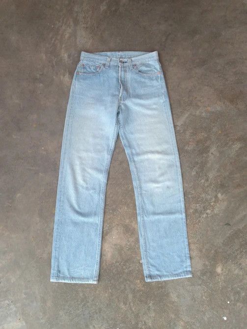Levi's × Vintage 1991 Vintage Levi's 501 Made In USA Distressed Jeans 27x29 Size US 27 - 1 Thumbnail