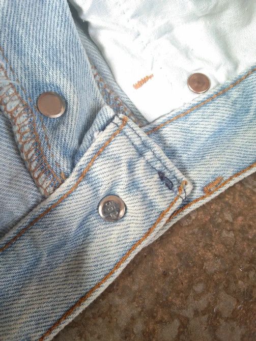 Levi's × Vintage 1991 Vintage Levi's 501 Made In USA Distressed Jeans 27x29 Size US 27 - 7 Thumbnail