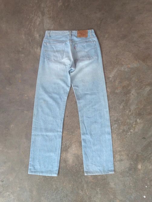 Levi's × Vintage 1991 Vintage Levi's 501 Made In USA Distressed Jeans 27x29 Size US 27 - 2 Thumbnail