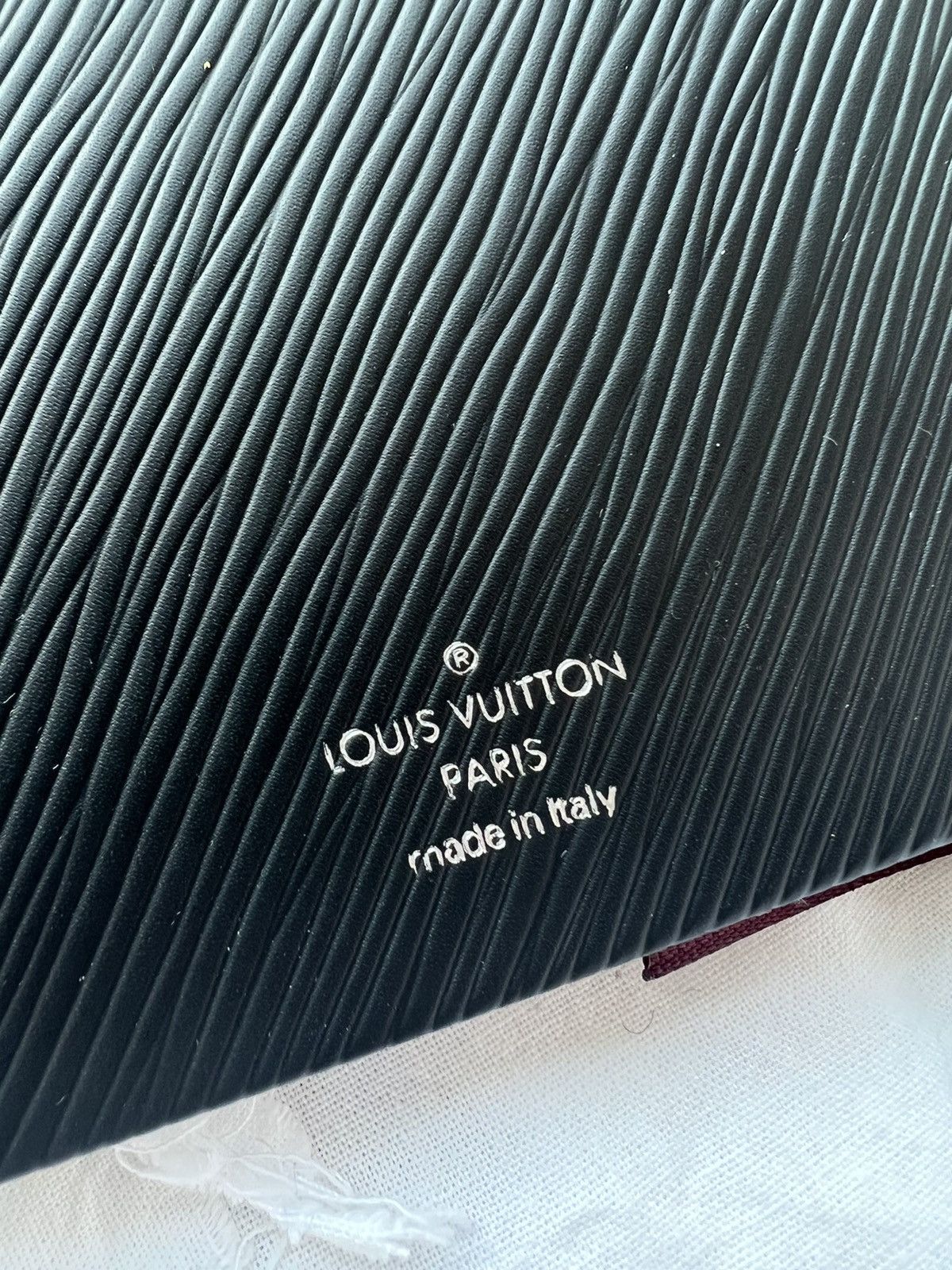 Louis Vuitton Louis Vuitton Epi notebook diary drawing book Size ONE SIZE - 4 Thumbnail