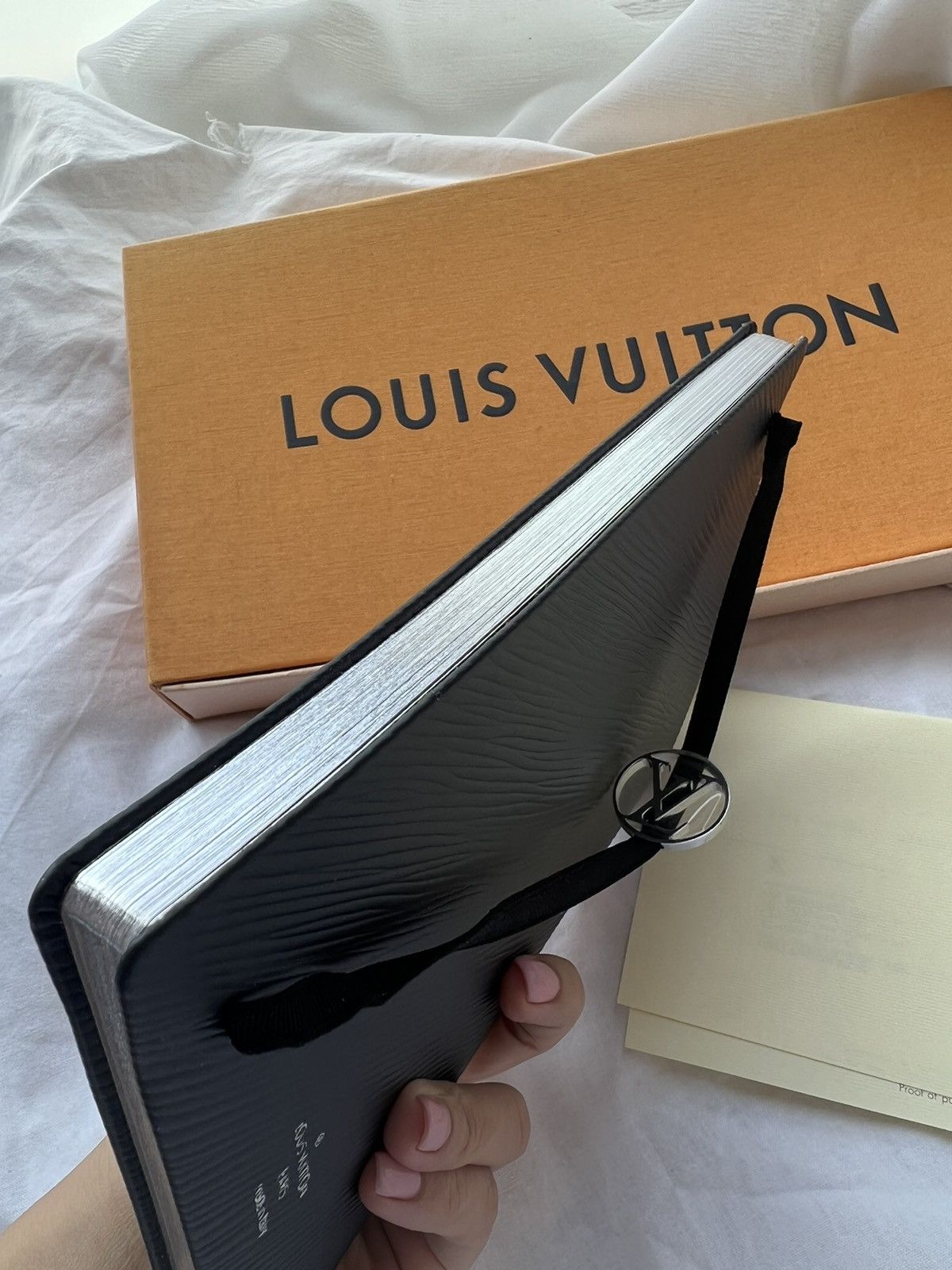 Louis Vuitton Louis Vuitton Epi notebook diary drawing book Size ONE SIZE - 5 Thumbnail