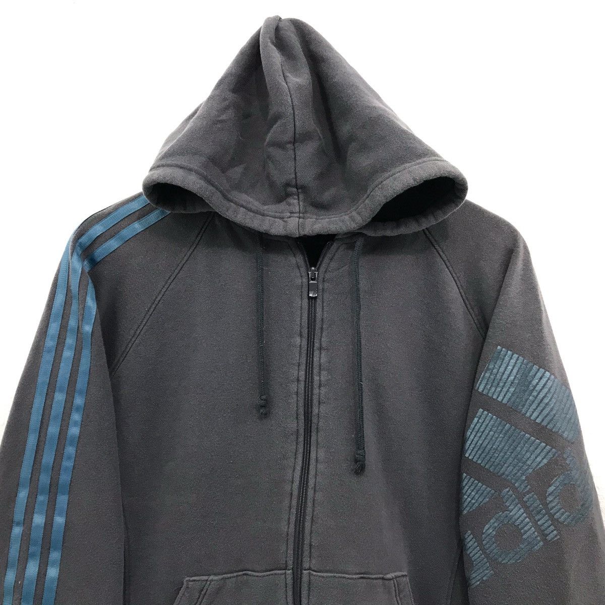 Adidas × Vintage Vintage Adidas Sweatshirt Adidas Trefoil AdidasThreeStripes Size US M / EU 48-50 / 2 - 2 Thumbnail