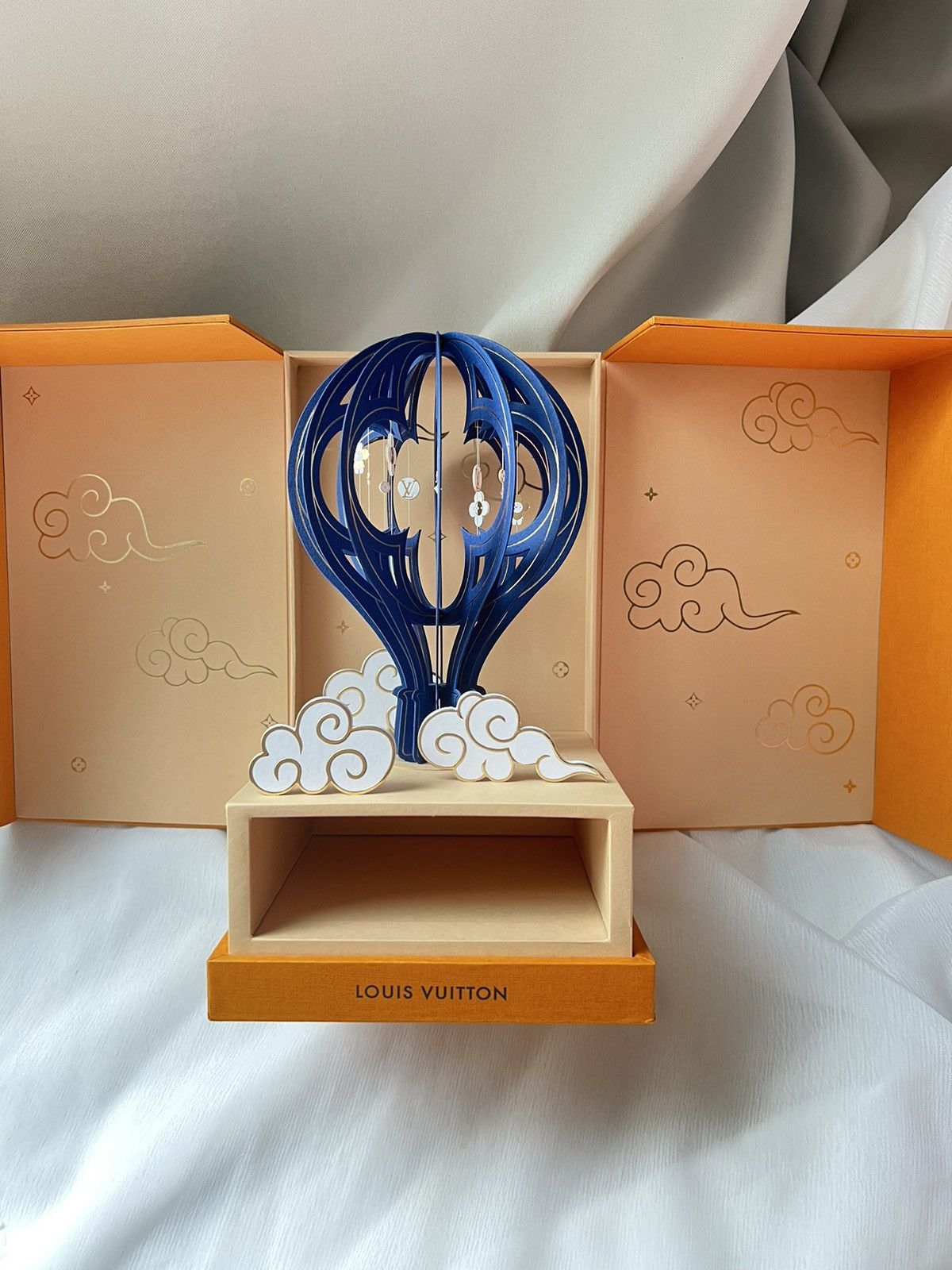 Louis Vuitton Louis Vuitton Vivienne home decor box Size ONE SIZE - 7 Thumbnail