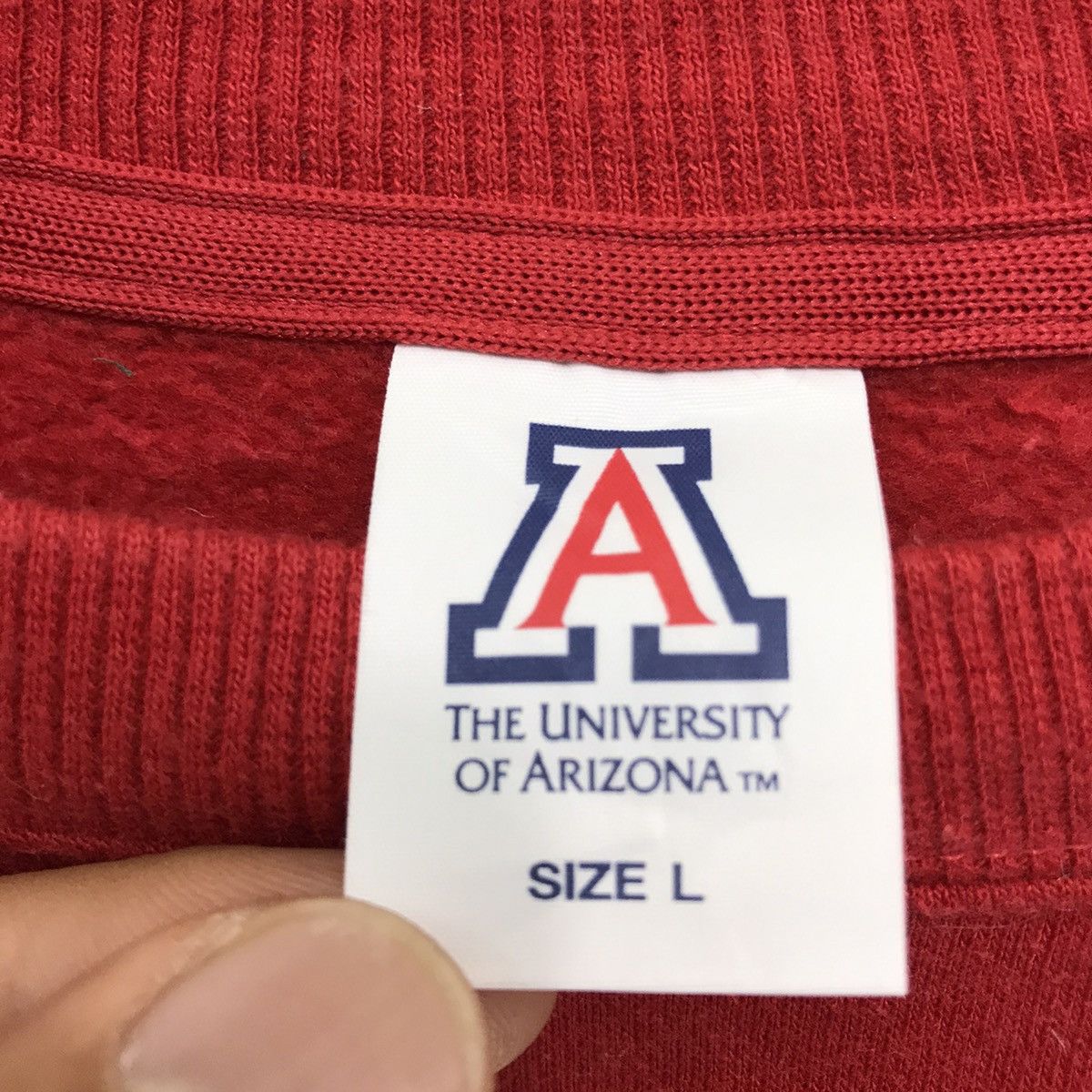 Vintage The University Of Arizona Sweatshirt The Arizona Wildcats Size US M / EU 48-50 / 2 - 7 Thumbnail
