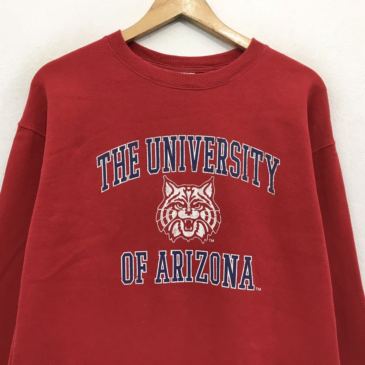 Vintage The University Of Arizona Sweatshirt The Arizona Wildcats Size US M / EU 48-50 / 2 - 2 Thumbnail