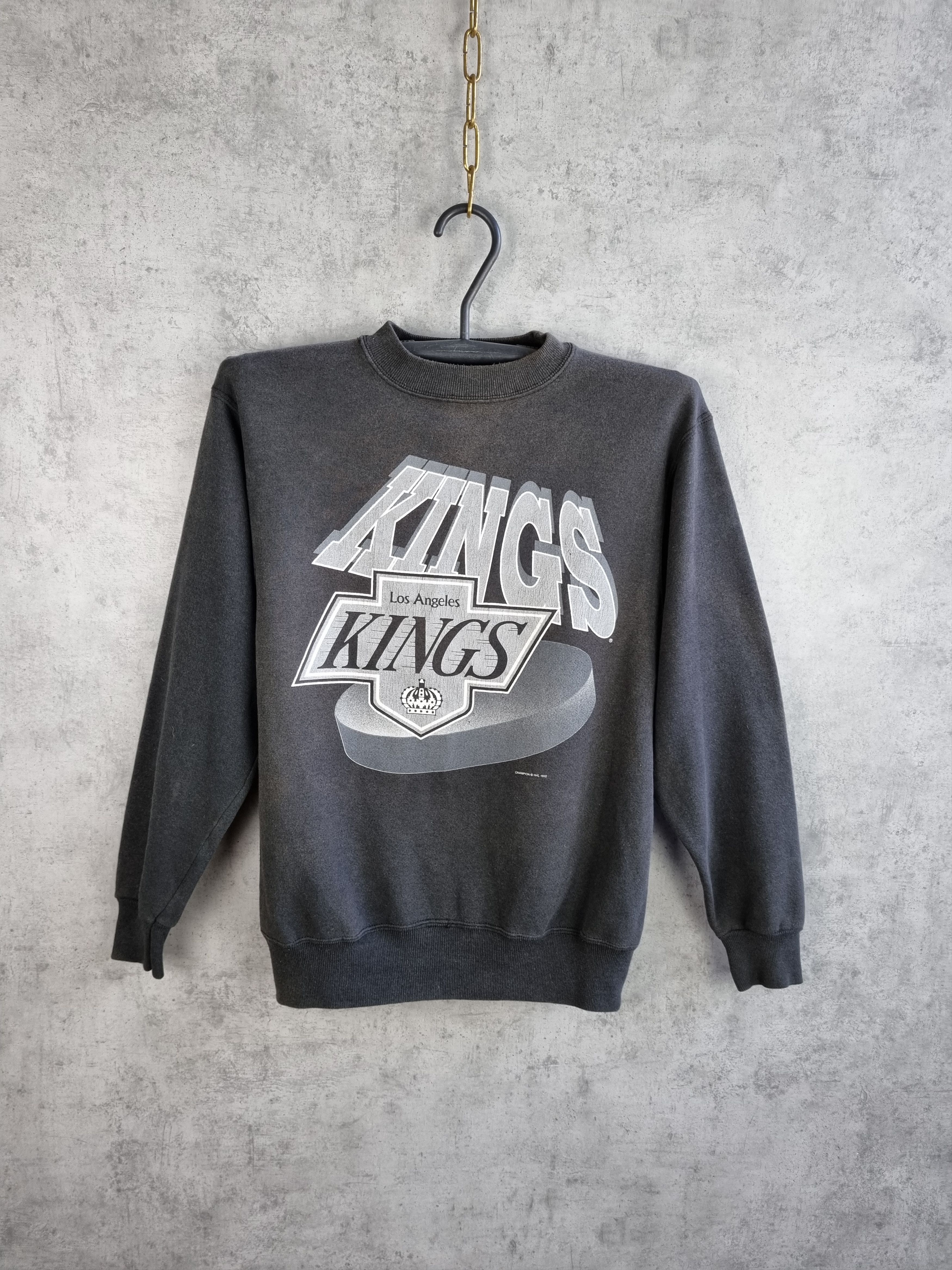NHL 1992 KINGS NHL Faded Vintage Big logo Sweatshirt Size US S / EU 44-46 / 1 - 8 Thumbnail