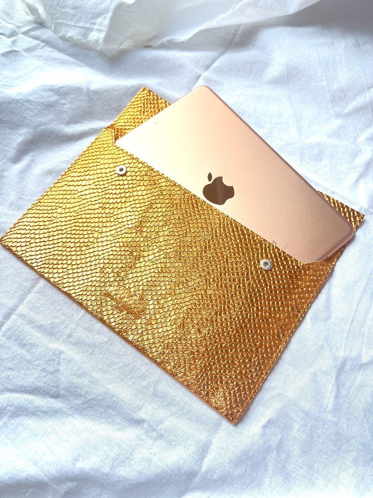 Maison Margiela MM6 Snake texture Clutch pouch iPad case clutch bag Size ONE SIZE - 1 Thumbnail
