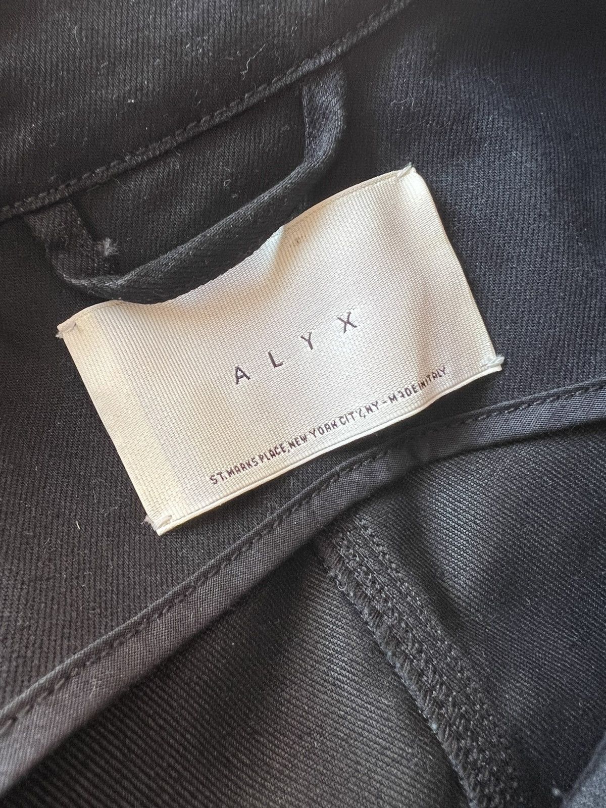 1017 ALYX 9SM × Alyx Alyx Hoop Details Black Denim Jacket Size L / US 10 / IT 46 - 4 Thumbnail