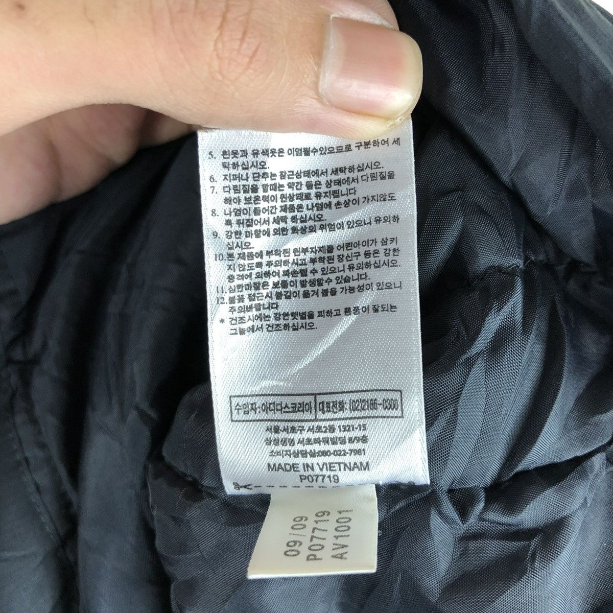 Adidas Vtg Y2K Liverpool FC Black & Gold Jacket Blockcore Size US L / EU 52-54 / 3 - 8 Thumbnail