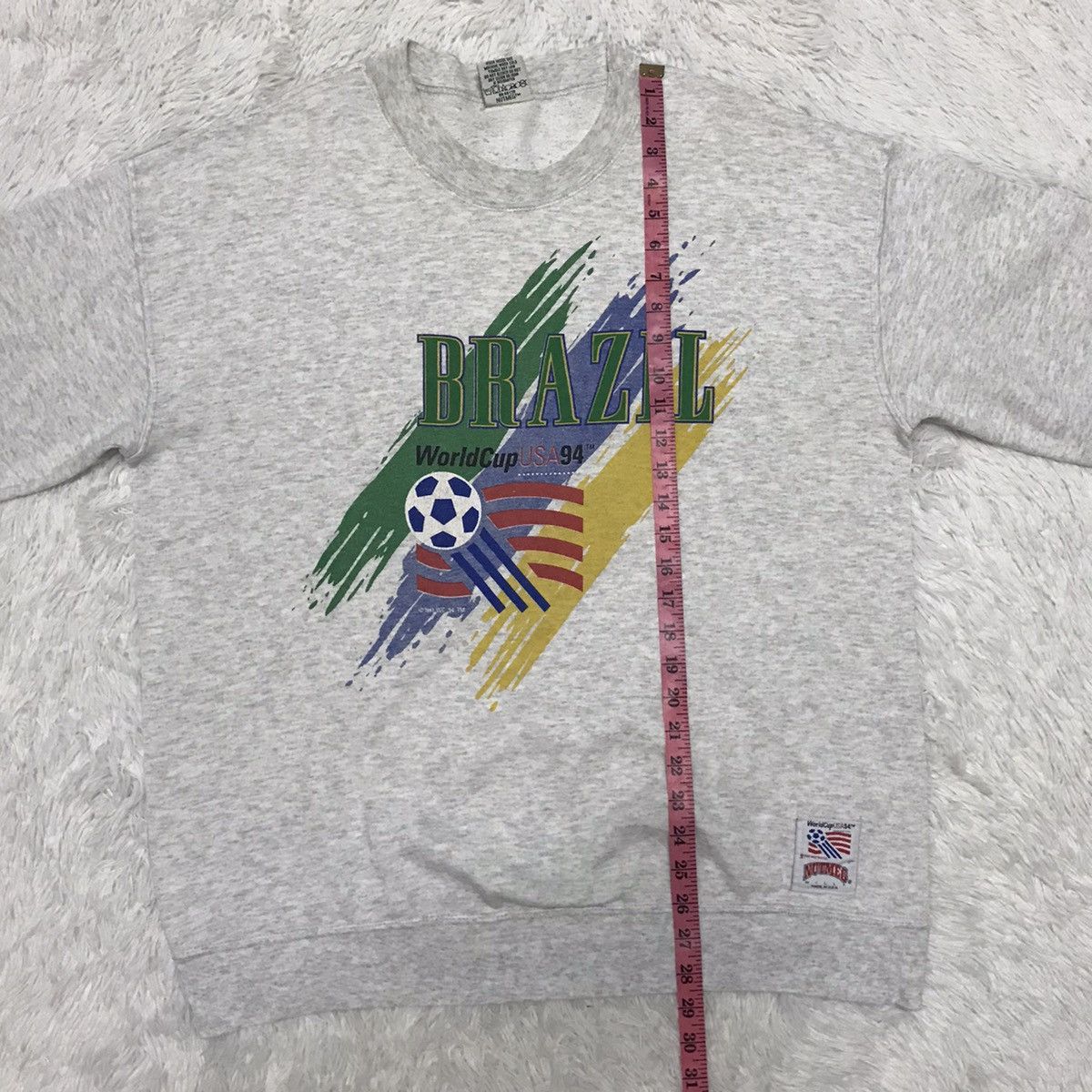 Nutmeg Vintage Brazil World Cup USA 1994 Sweatshirt Size US L / EU 52-54 / 3 - 17 Thumbnail