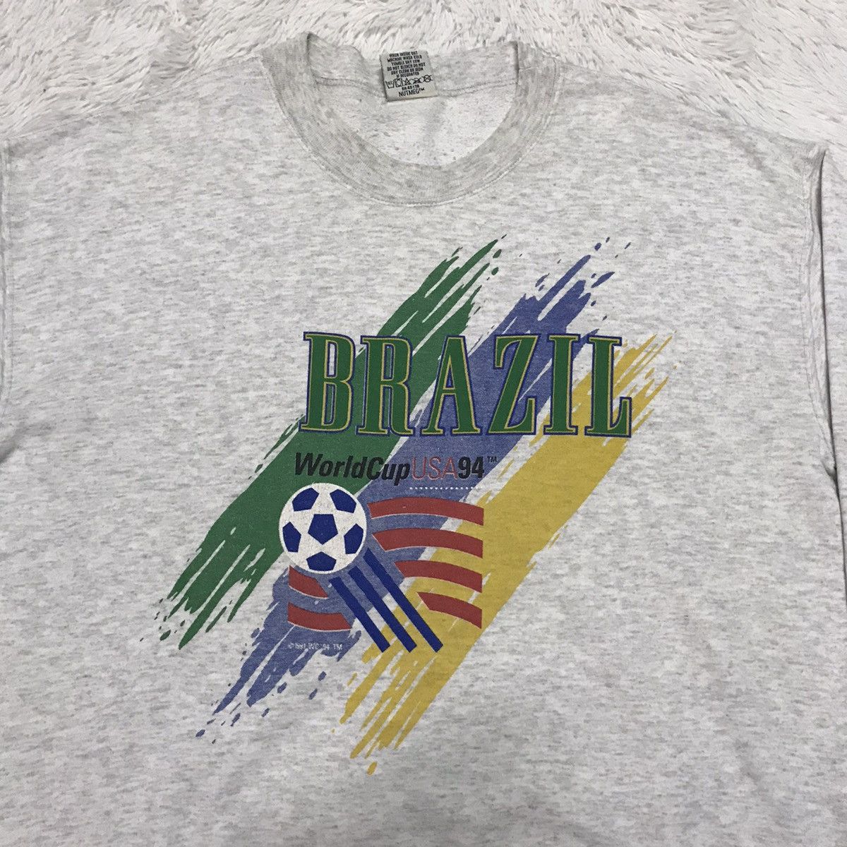 Nutmeg Vintage Brazil World Cup USA 1994 Sweatshirt Size US L / EU 52-54 / 3 - 7 Thumbnail