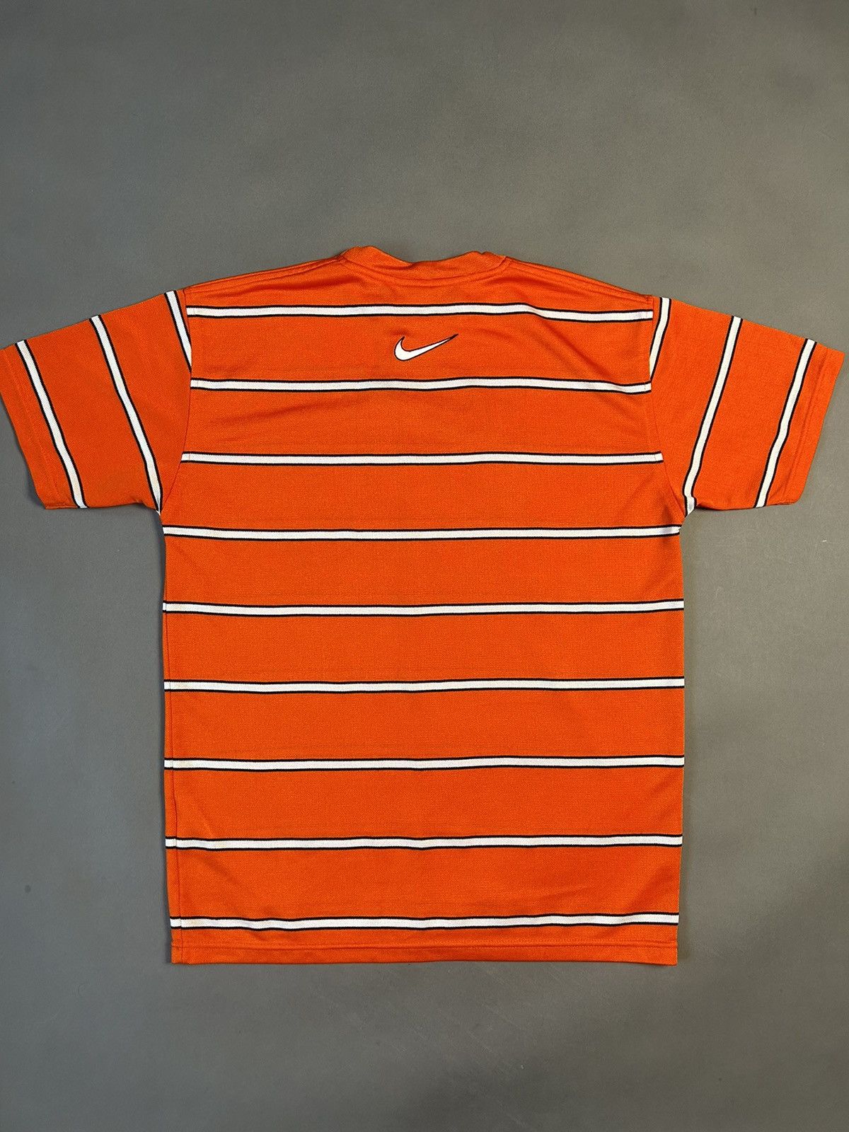 Nike × Vintage Nike big swoosh striped t-shirt vintage 90s Orange Size US M / EU 48-50 / 2 - 5 Thumbnail