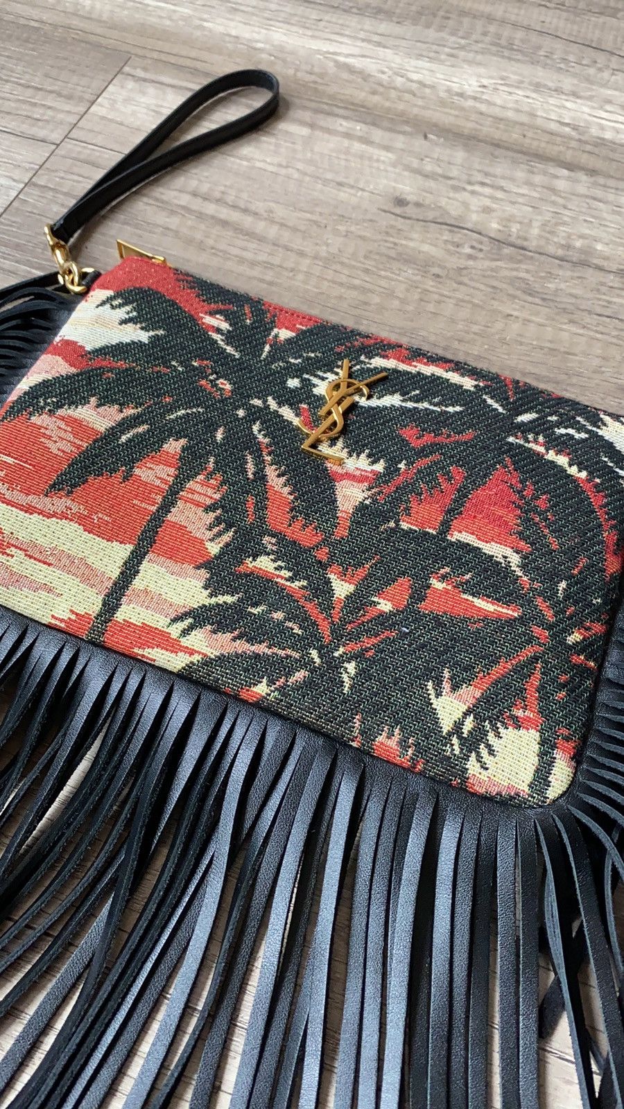 Hedi Slimane × Saint Laurent Paris × Yves Saint Laurent Saint Laurent Fringe Clutch Size ONE SIZE - 2 Thumbnail