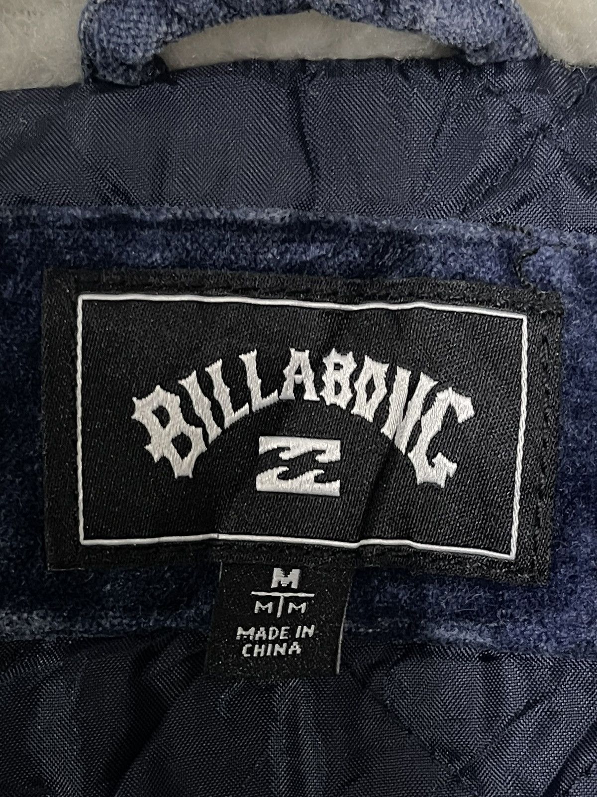 Billabong Vintage Billabong Denim Style Hooded Jacket Size US M / EU 48-50 / 2 - 12 Thumbnail