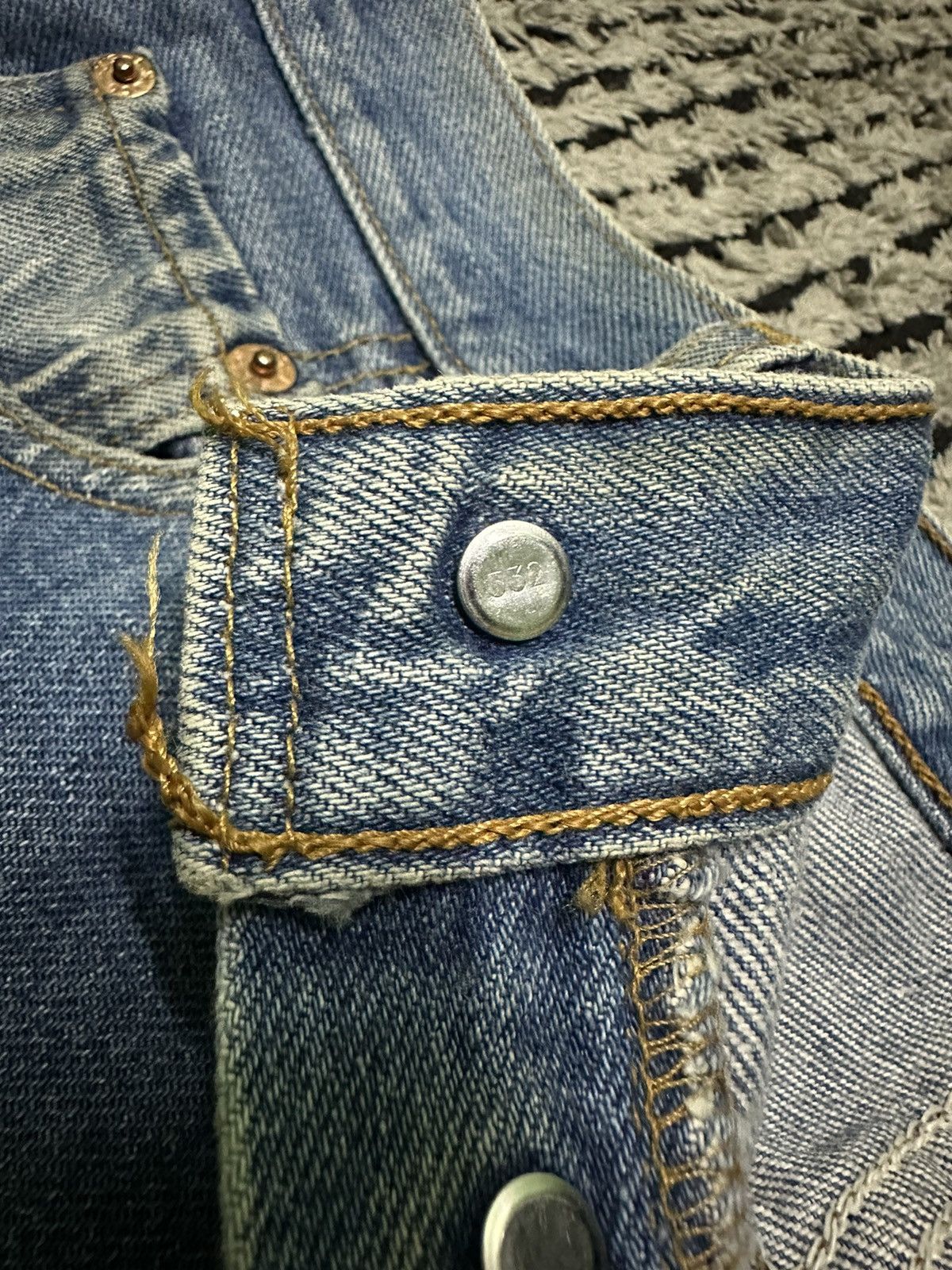 Levi's 30x28 vintage 90s Levi’s 501 top button 532 denim jeans Size US 30 / EU 46 - 4 Thumbnail