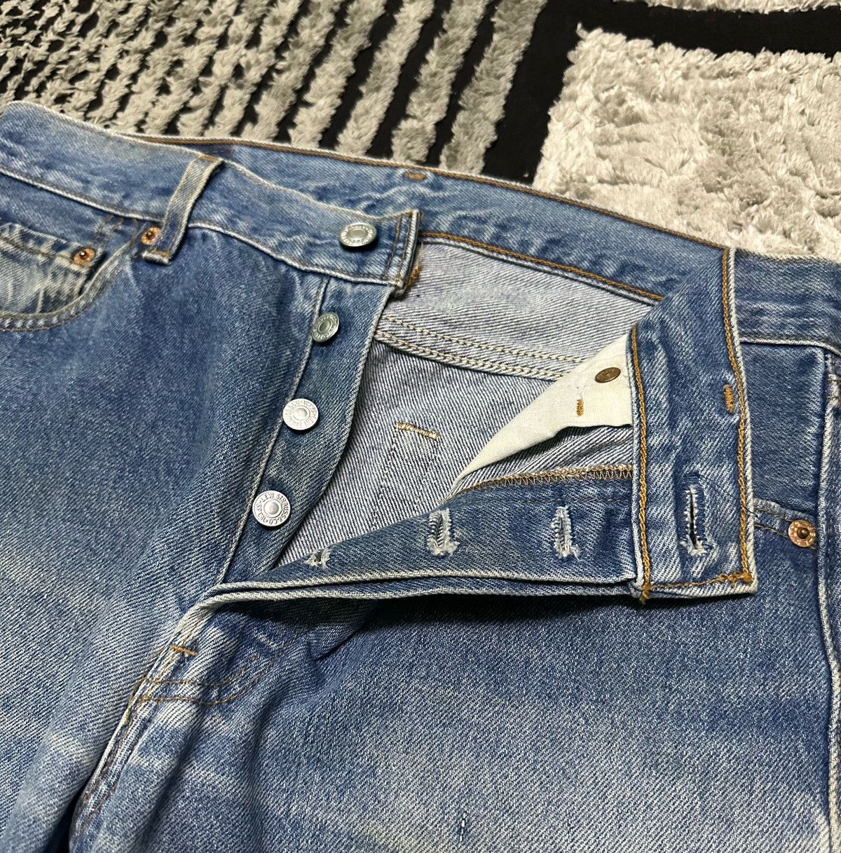 Levi's 30x28 vintage 90s Levi’s 501 top button 532 denim jeans Size US 30 / EU 46 - 3 Thumbnail