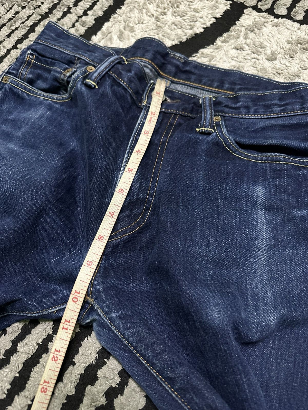 Levi's 31x29 Levi’s 504 small e denim jeans Size US 31 - 13 Thumbnail