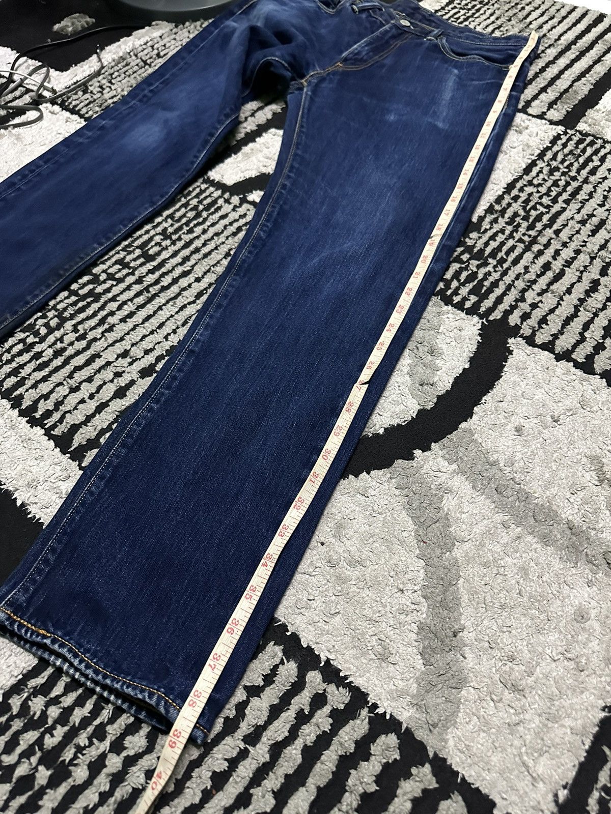 Levi's 31x29 Levi’s 504 small e denim jeans Size US 31 - 8 Thumbnail