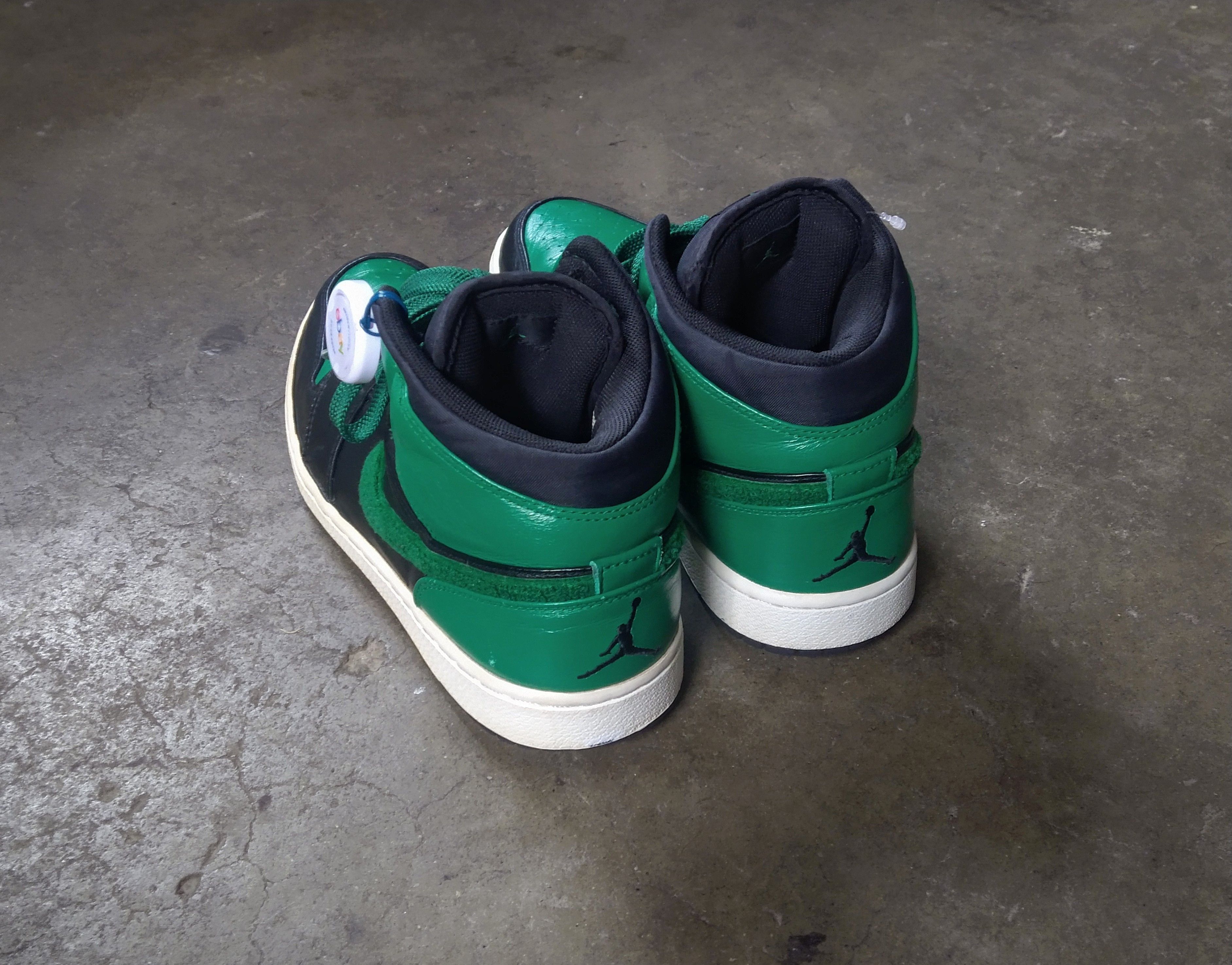 Jordan Brand Nike Air Jordan 1 Phat Premier Size 9 Celtics 375173-031 Size US 9 / EU 42 - 15 Thumbnail