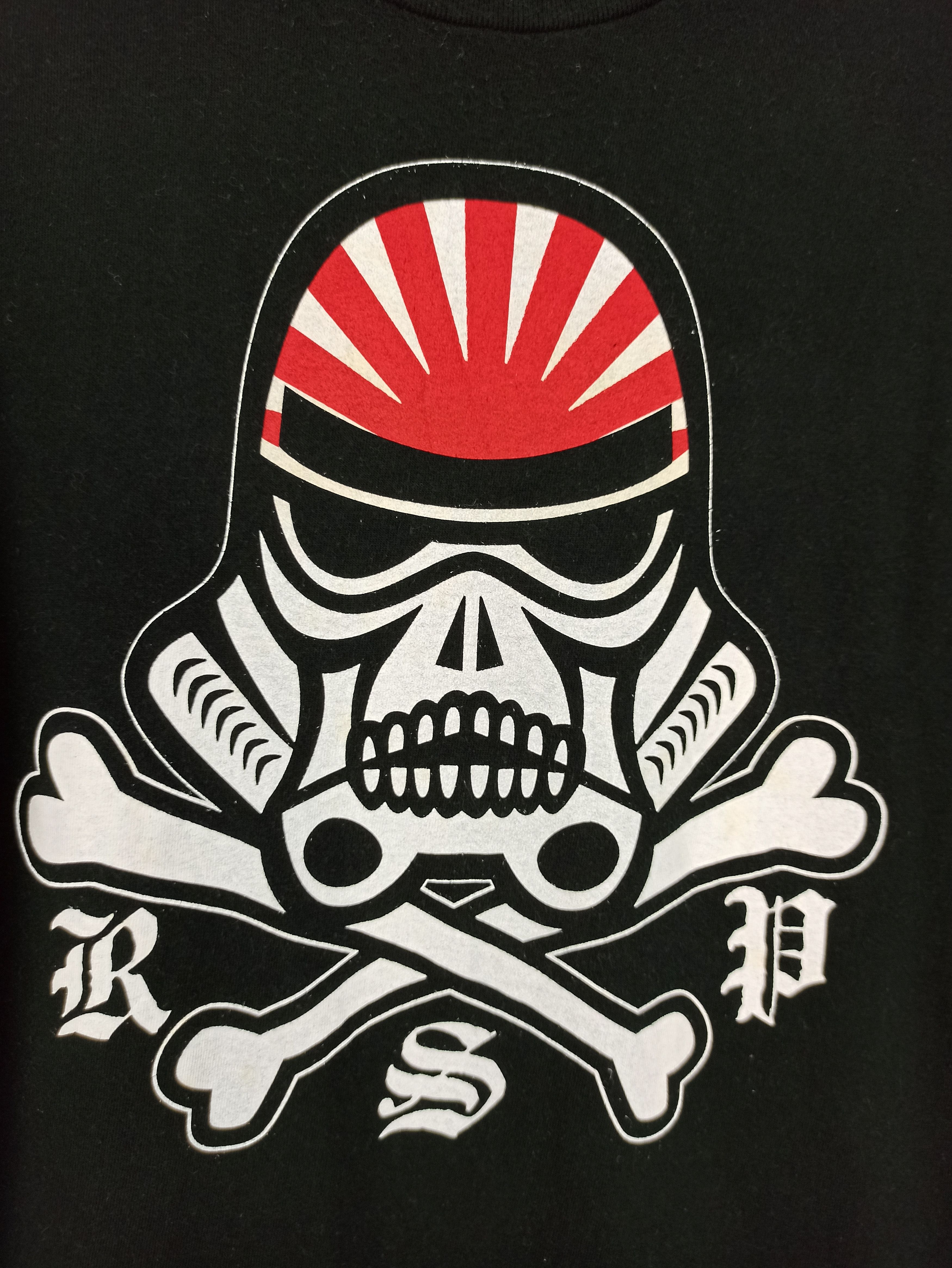 Japanese Brand Vintage Punk Drunkers X Darth Vader Skulls Tshirt Size US XL / EU 56 / 4 - 2 Thumbnail