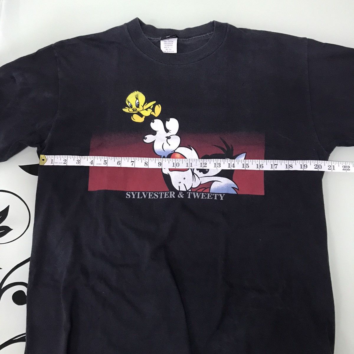 Warner Bros Vintage 90s Sylvester and Tweety tshirt Size US L / EU 52-54 / 3 - 14 Thumbnail