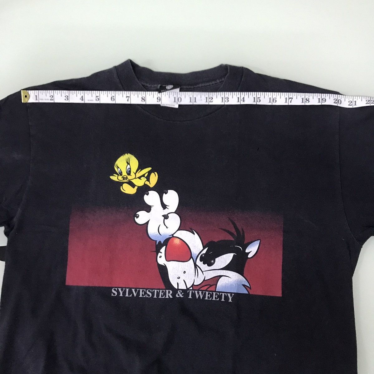Warner Bros Vintage 90s Sylvester and Tweety tshirt Size US L / EU 52-54 / 3 - 15 Thumbnail