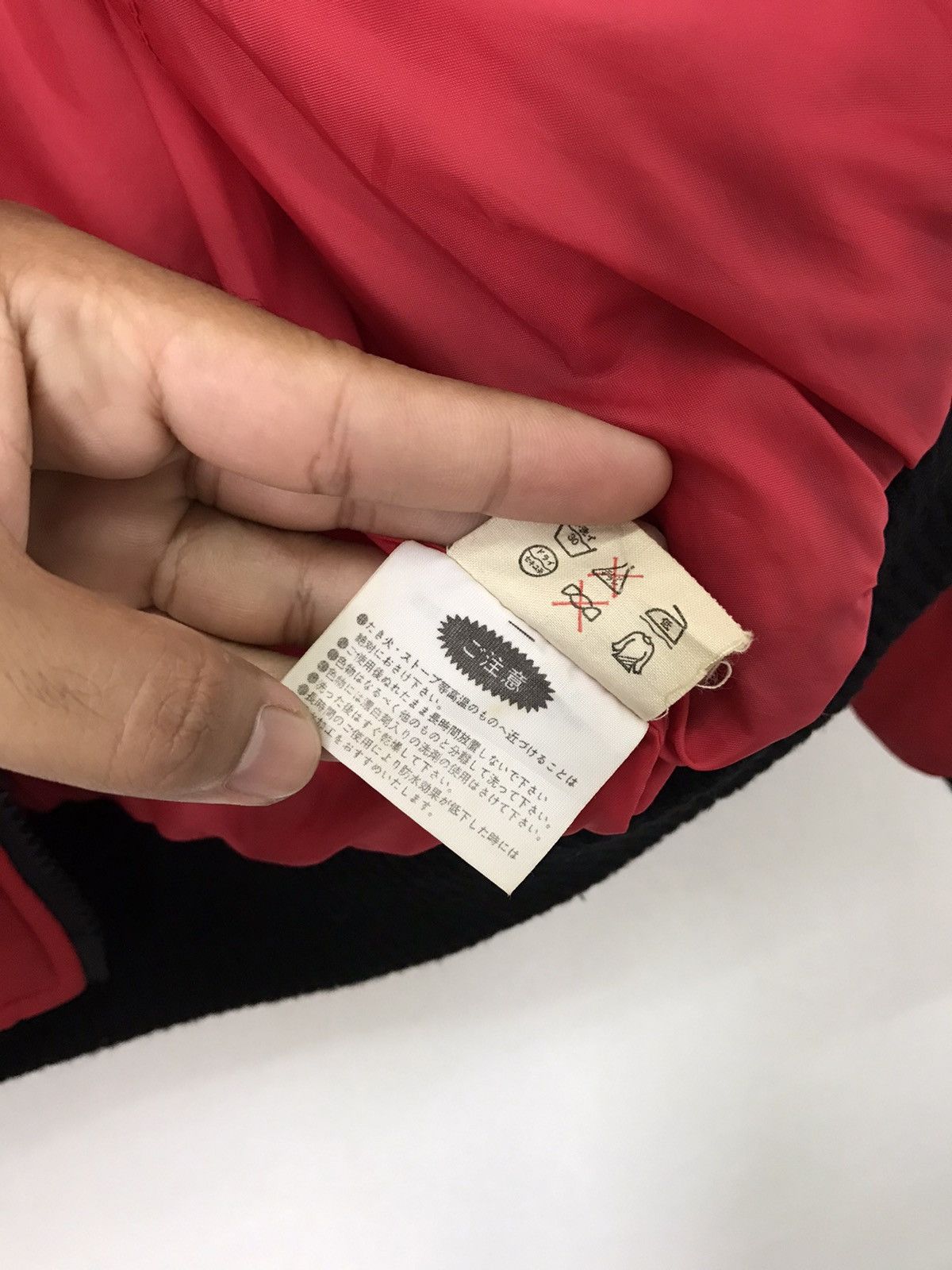 Adidas Vintage 90s Adidas Trefoil Puffer Bomber Jacket Size US M / EU 48-50 / 2 - 19 Thumbnail
