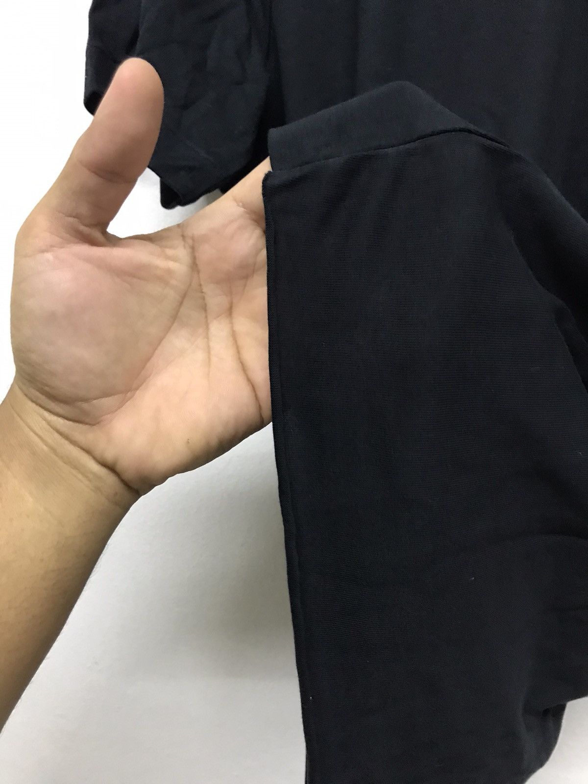 Yohji Yamamoto 🥷🏿 Adidas Y3 by Yohji Yamamoto V Neck T-Shirt Size US L / EU 52-54 / 3 - 13 Thumbnail