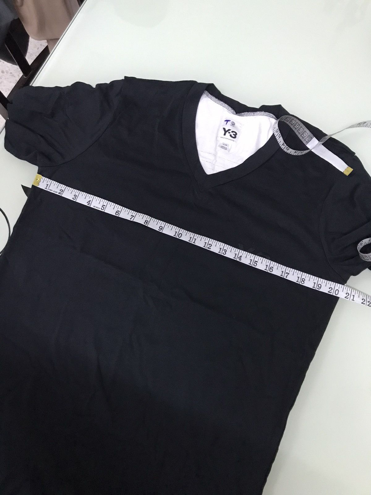 Yohji Yamamoto 🥷🏿 Adidas Y3 by Yohji Yamamoto V Neck T-Shirt Size US L / EU 52-54 / 3 - 15 Thumbnail
