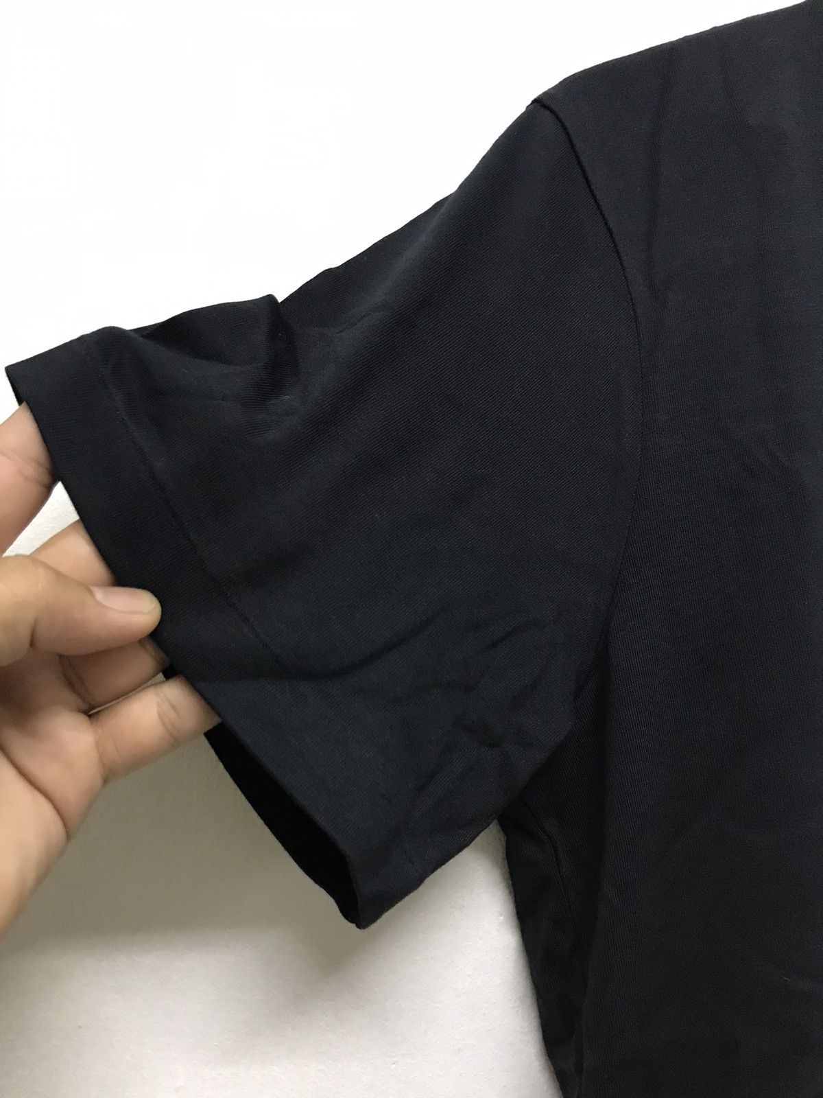 Yohji Yamamoto 🥷🏿 Adidas Y3 by Yohji Yamamoto V Neck T-Shirt Size US L / EU 52-54 / 3 - 8 Thumbnail
