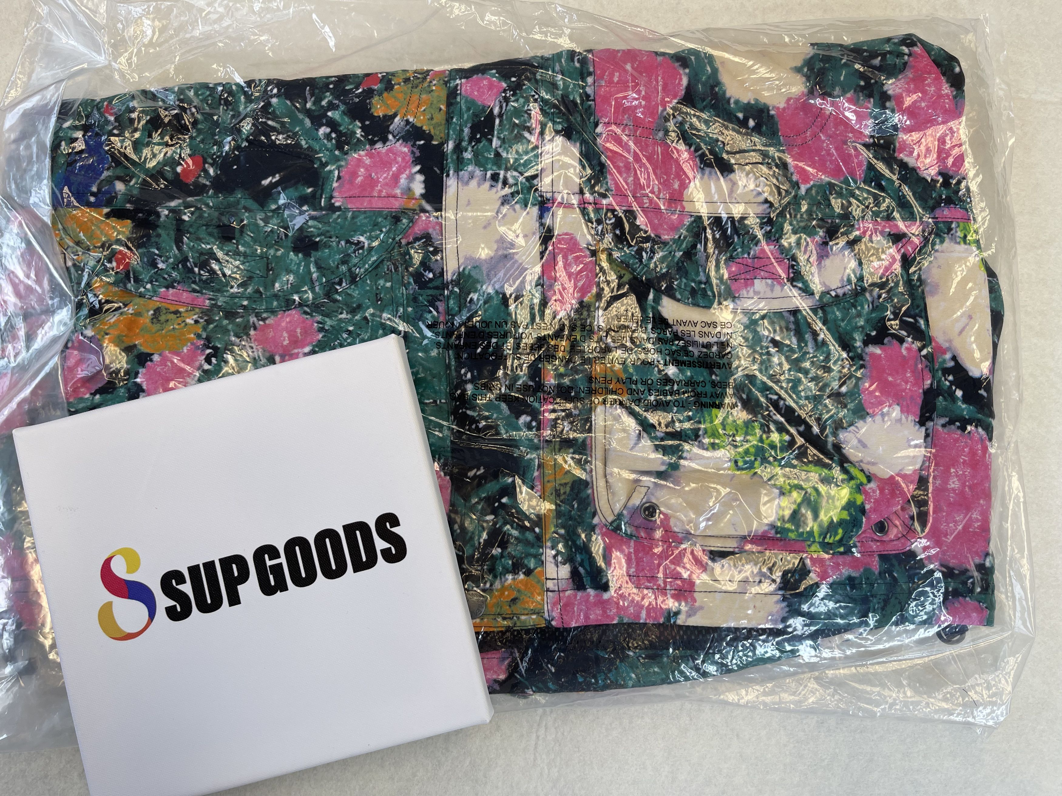 Supreme × The North Face Supreme The NorthFace Trekking Convertible Jacket Flower M Size US M / EU 48-50 / 2 - 7 Thumbnail