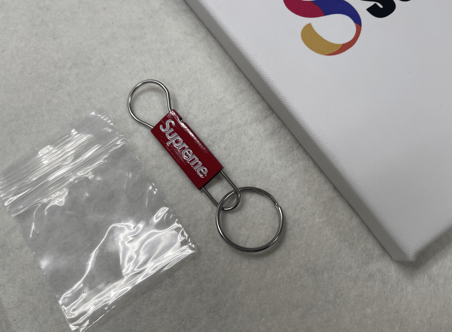 Supreme Clip Keychain deals Red SS22