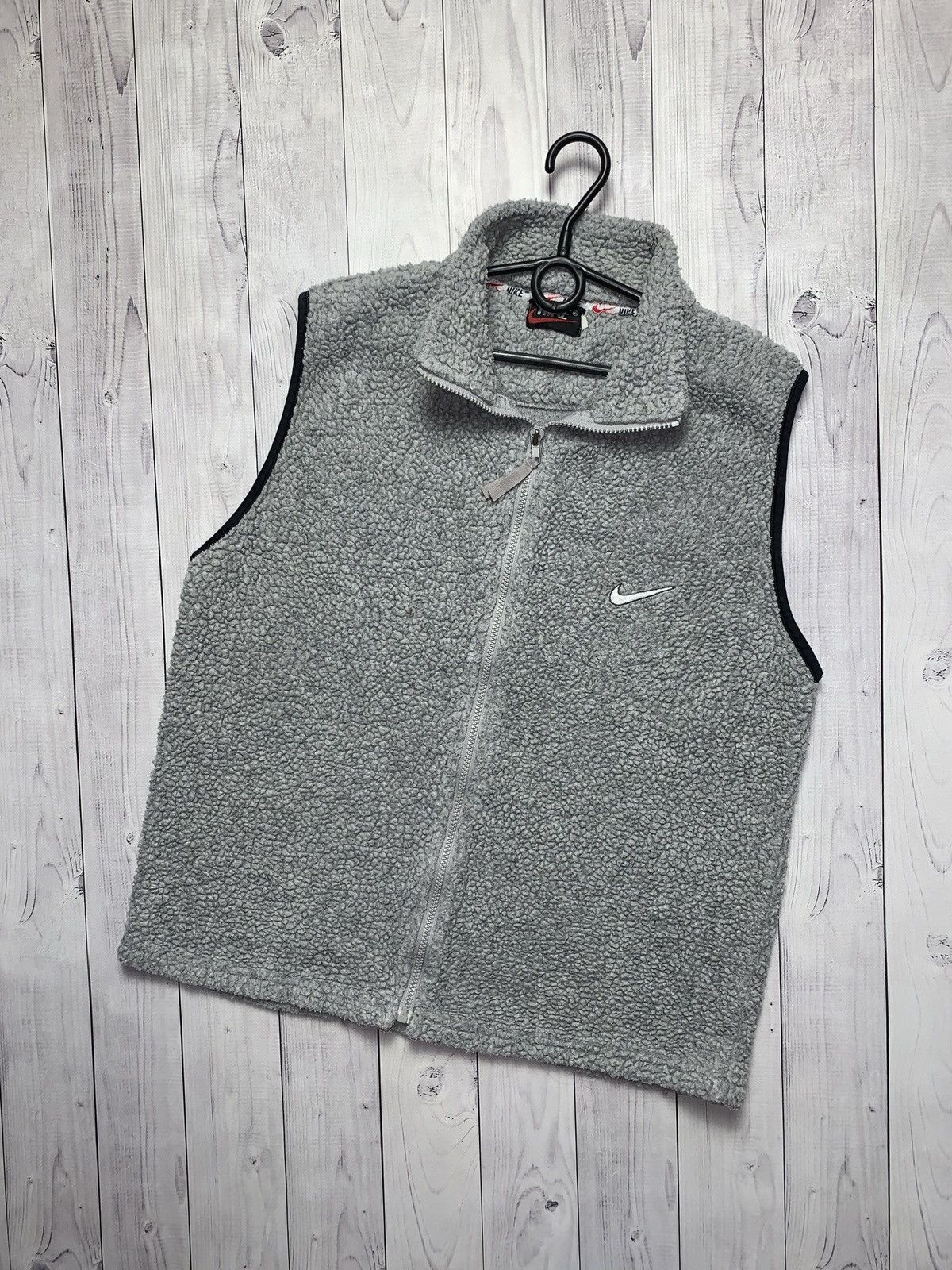 Nike × Vintage Vintage Nike fleece vest size S logo Sherpa Size US S / EU 44-46 / 1 - 1 Thumbnail