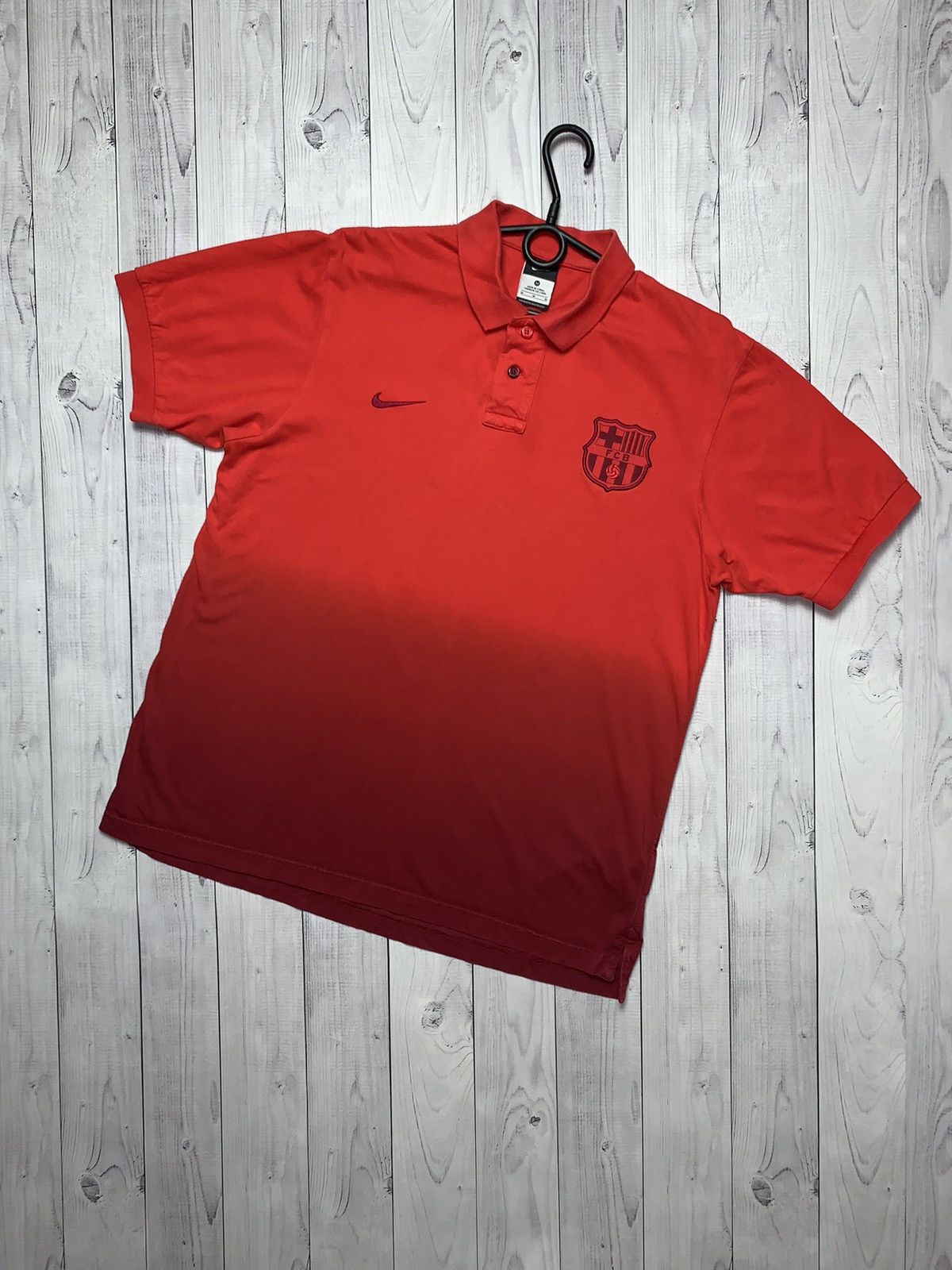 Nike × Vintage Barcelona Nike polo red gradient rare size M Size US M / EU 48-50 / 2 - 1 Thumbnail