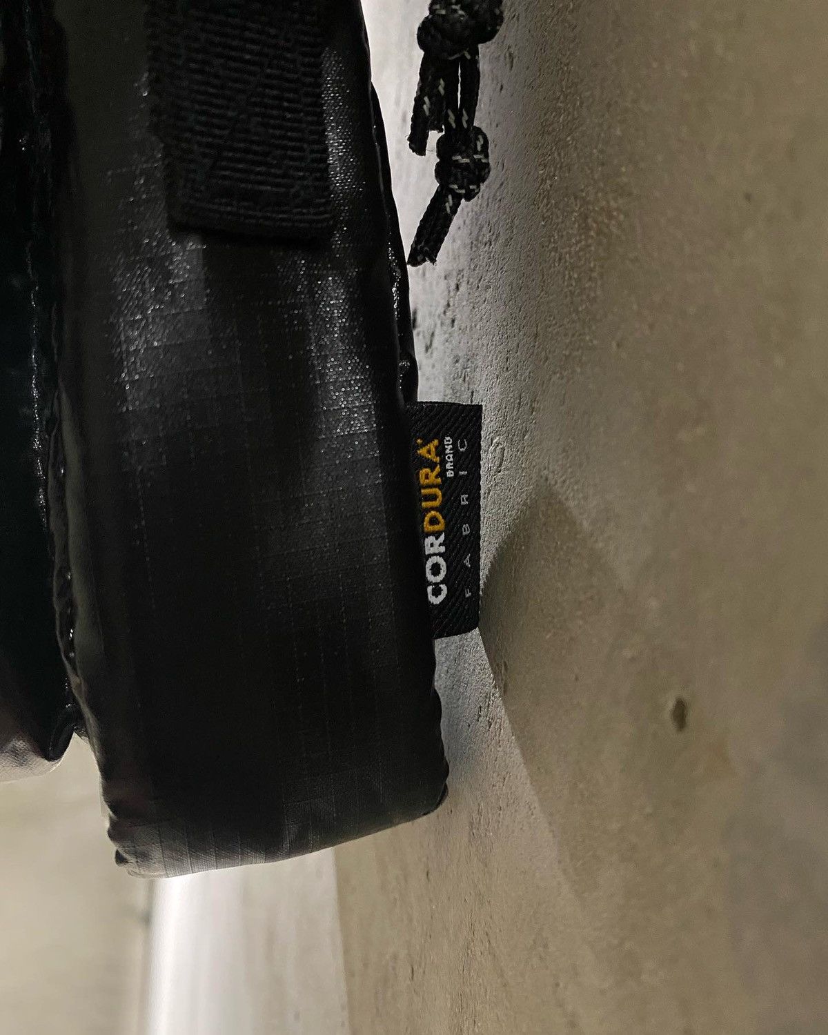 Supreme Supreme 100D Cordura® laminated ripstop nylon. 1L. Size ONE SIZE - 5 Thumbnail