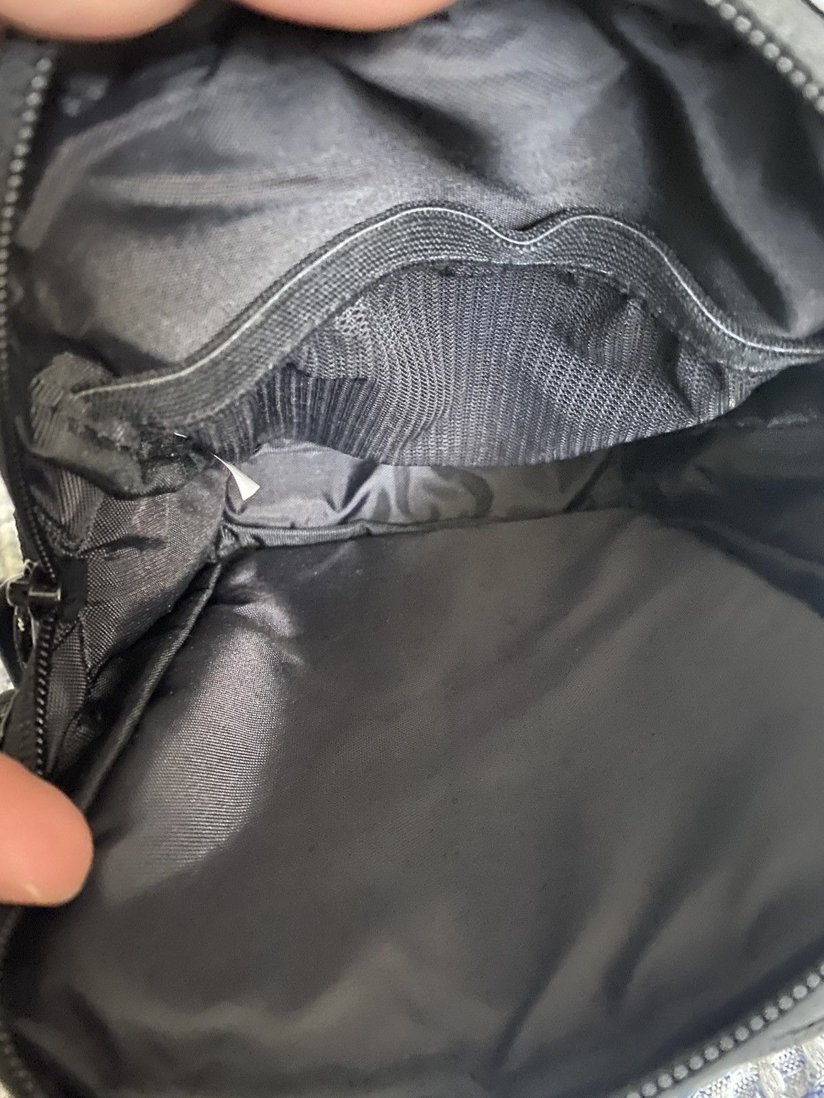 Supreme Supreme 100D Cordura® laminated ripstop nylon. 1L. Size ONE SIZE - 7 Thumbnail
