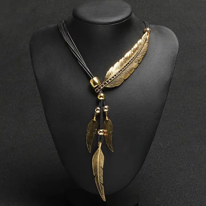 Jewelry Rope Chain Leaf Feather Pattern Pendant Necklace Size ONE SIZE - 1 Thumbnail