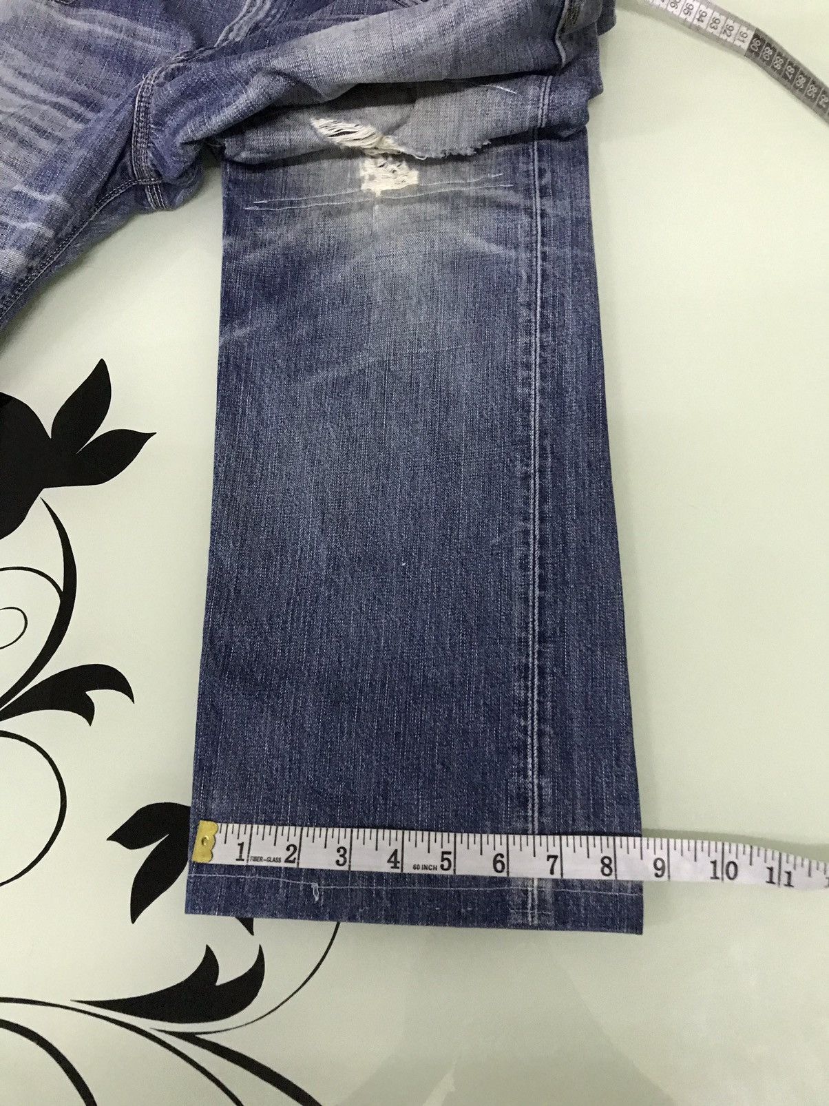 Levi's Vintage Clothing Vintage Levis Distressed Denim Jeans Size US 34 / EU 50 - 23 Thumbnail