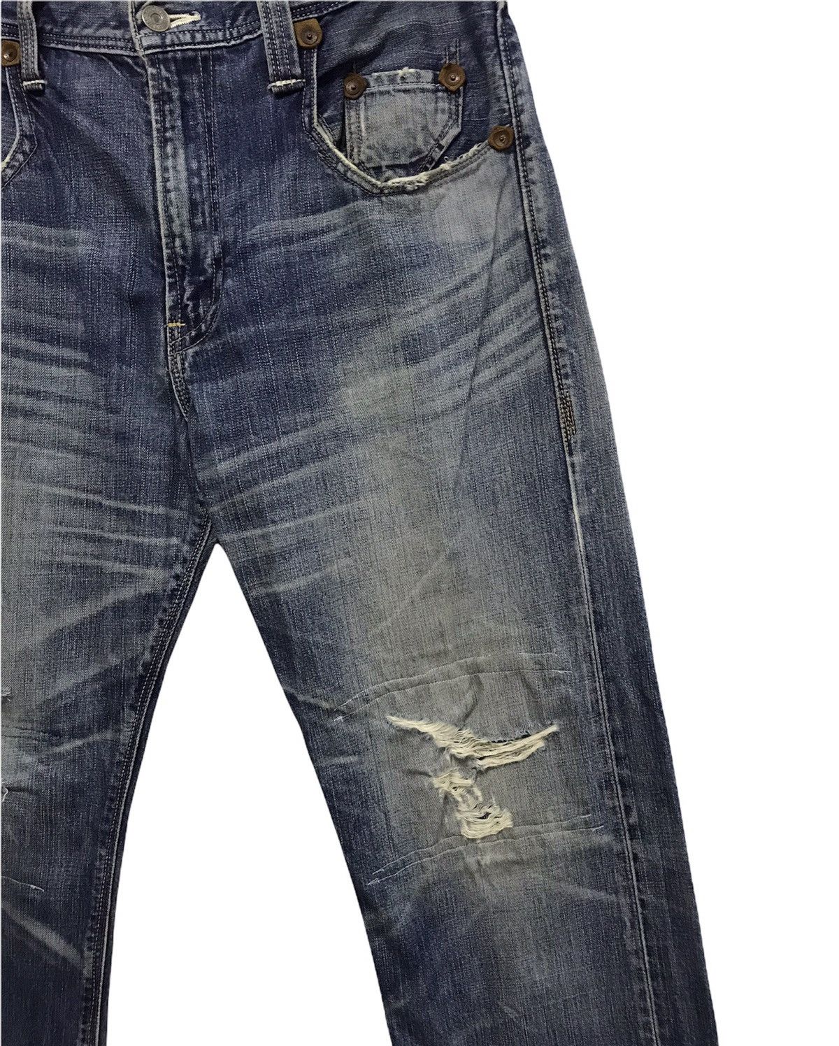 Levi's Vintage Clothing Vintage Levis Distressed Denim Jeans Size US 34 / EU 50 - 5 Thumbnail