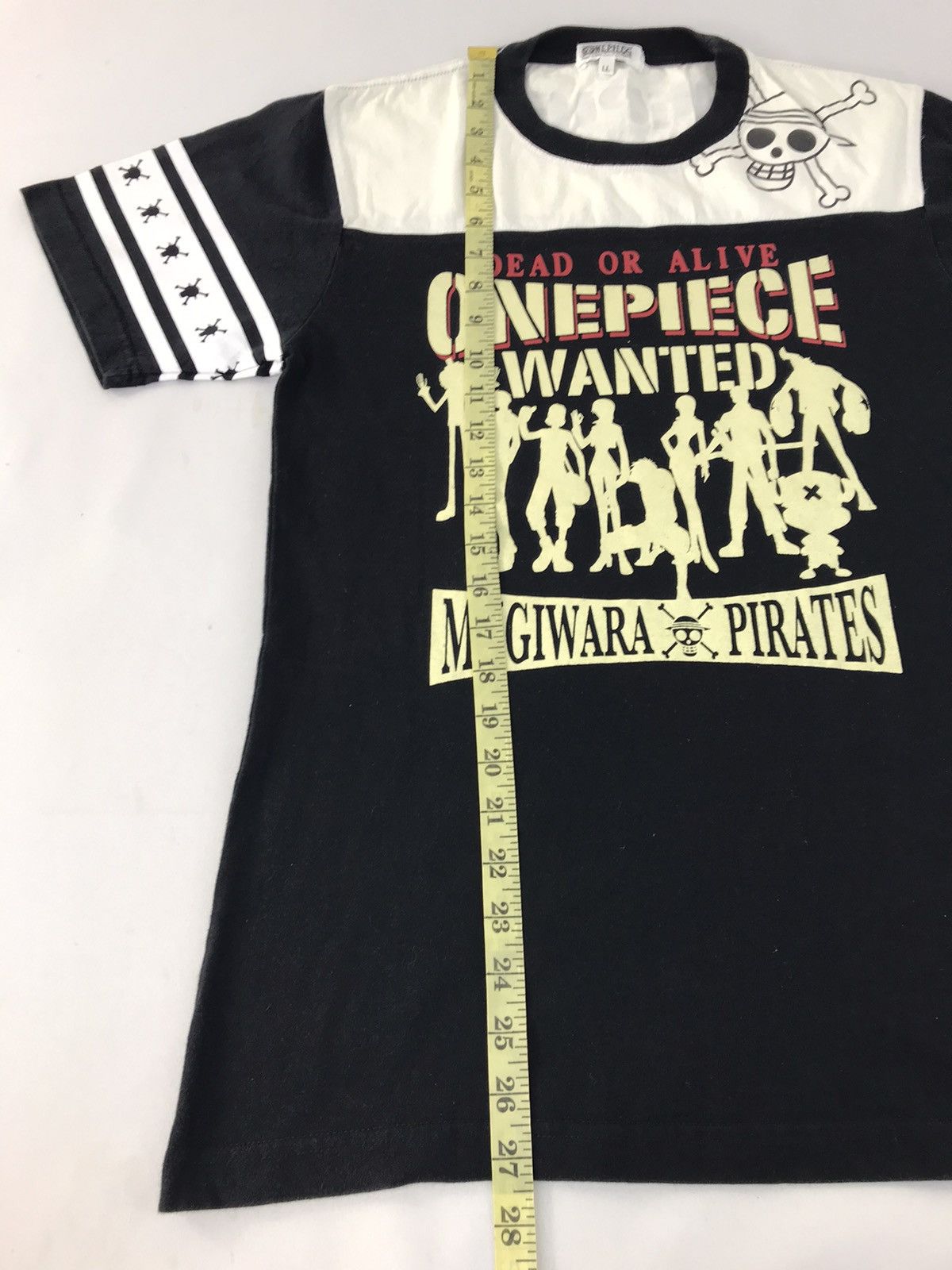 Anime × One Piece One Piece Straw Hat Mugiwara Pirate Japanese Anime Manga Tee Size US S / EU 44-46 / 1 - 12 Thumbnail