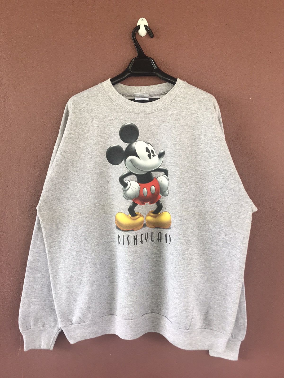 Disney Disneyland mickey mouse sweatshirt size XL Size US XL / EU 56 / 4 - 1 Thumbnail