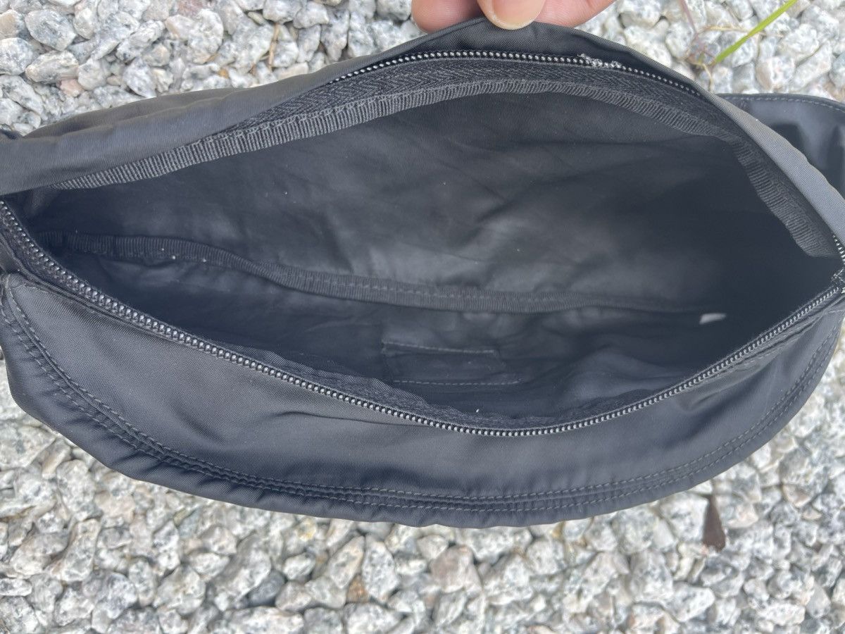 Prada AUTHENTIC PRADA NYLON WAIST BAG Size ONE SIZE - 15 Thumbnail