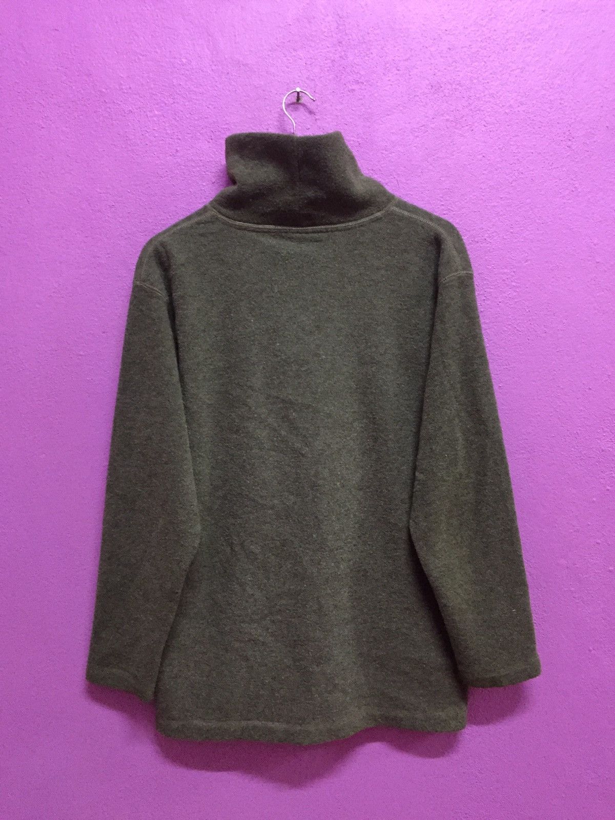 Champion Vintage 90’s Champion Sweatshirts Size Medium Size US M / EU 48-50 / 2 - 2 Thumbnail