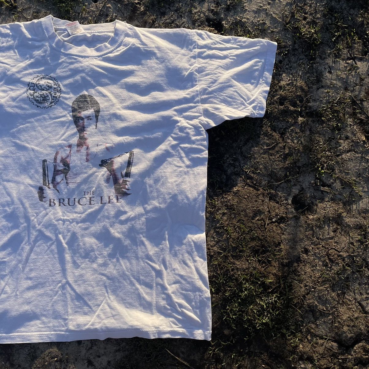Vintage Vintage Y2K Sun Faded Graphic Tee Grunge Oversized Blue L Size US L / EU 52-54 / 3 - 4 Thumbnail