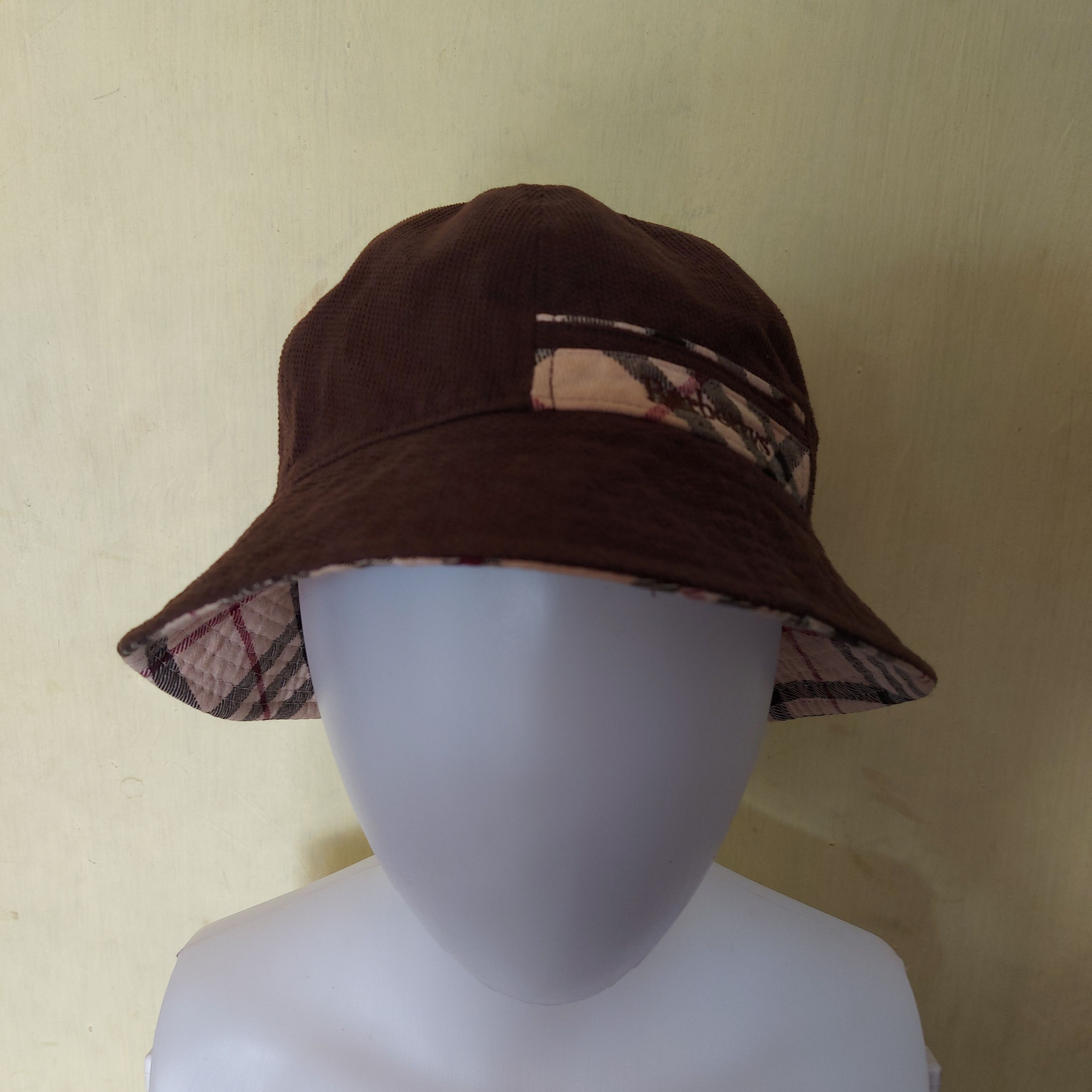 Burberry Vintage Burberry London Nova Check Reversible Hat Size ONE SIZE - 8 Thumbnail