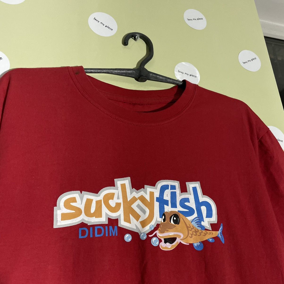Vintage Vintage Y2K Sun Faded Graphic Tee Streetwear Red Baggy L Size US L / EU 52-54 / 3 - 5 Thumbnail