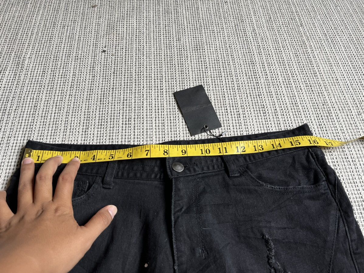 Japanese Brand × Number (N)ine Rare Number Nine Distressed Paint Splatter denim pants Size US 31 - 14 Thumbnail