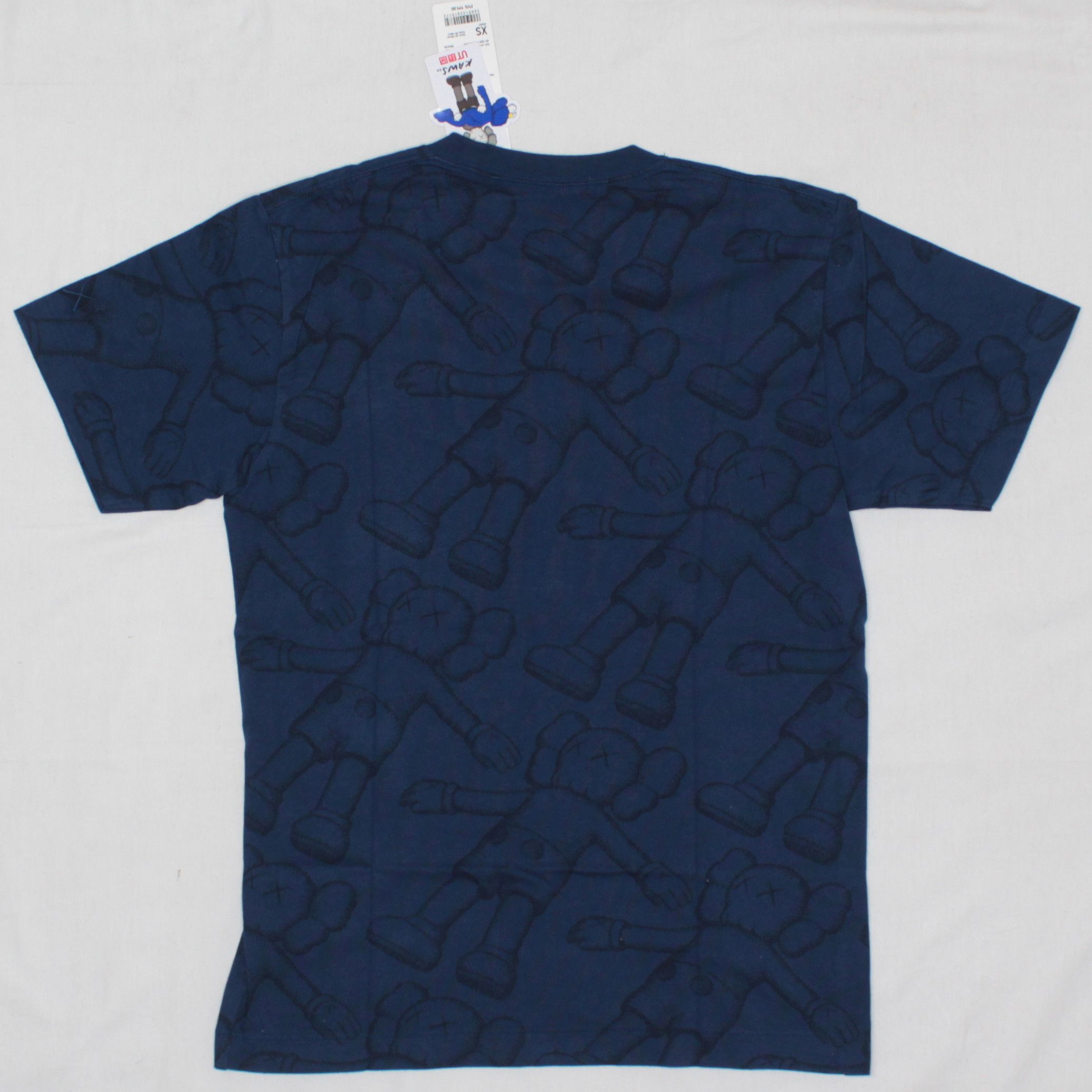 Kaws × Uniqlo KAWS x Uniqlo All Over Holiday Print Tee Blue Size US XS / EU 42 / 0 - 2 Thumbnail